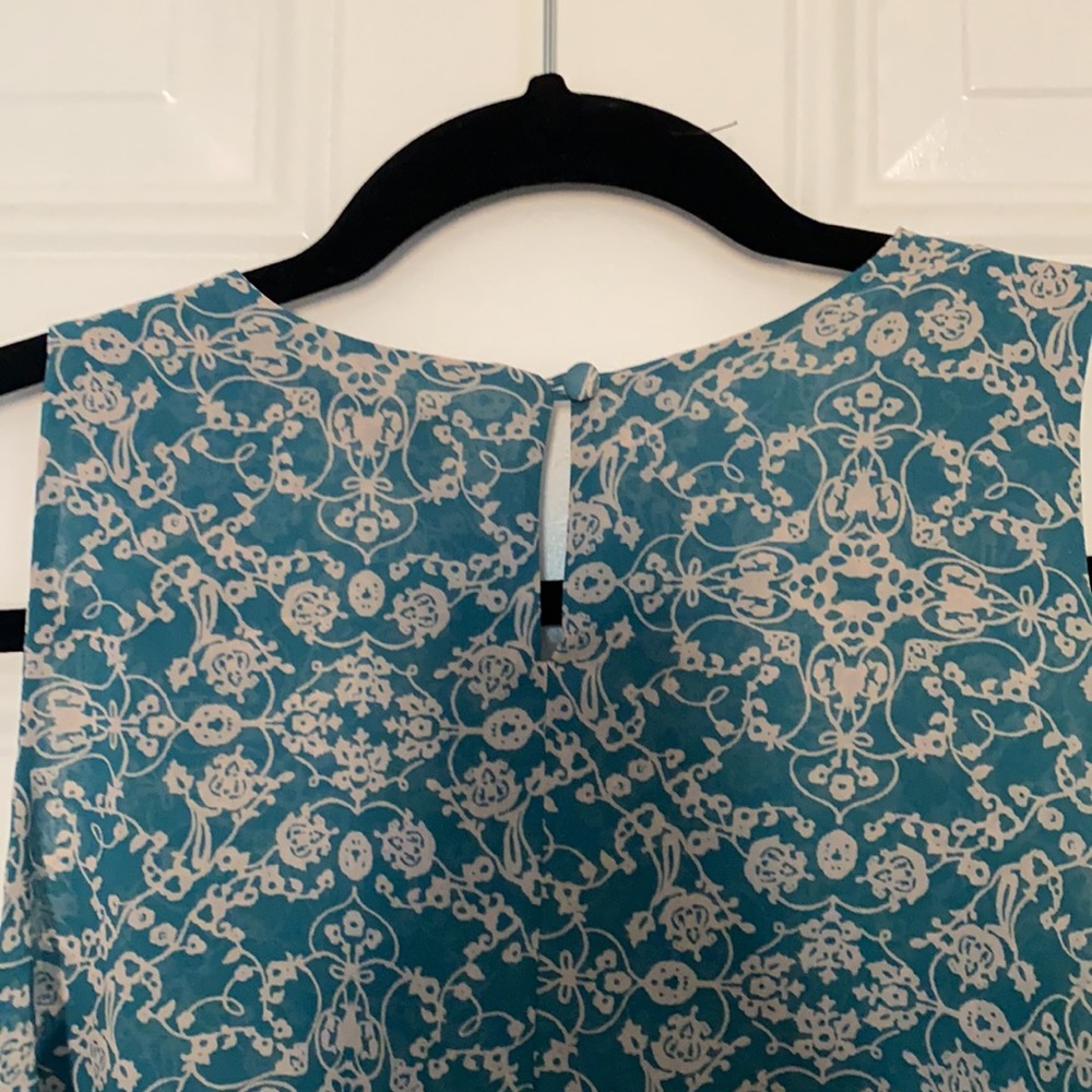 Blue top - Picture 4 of 4